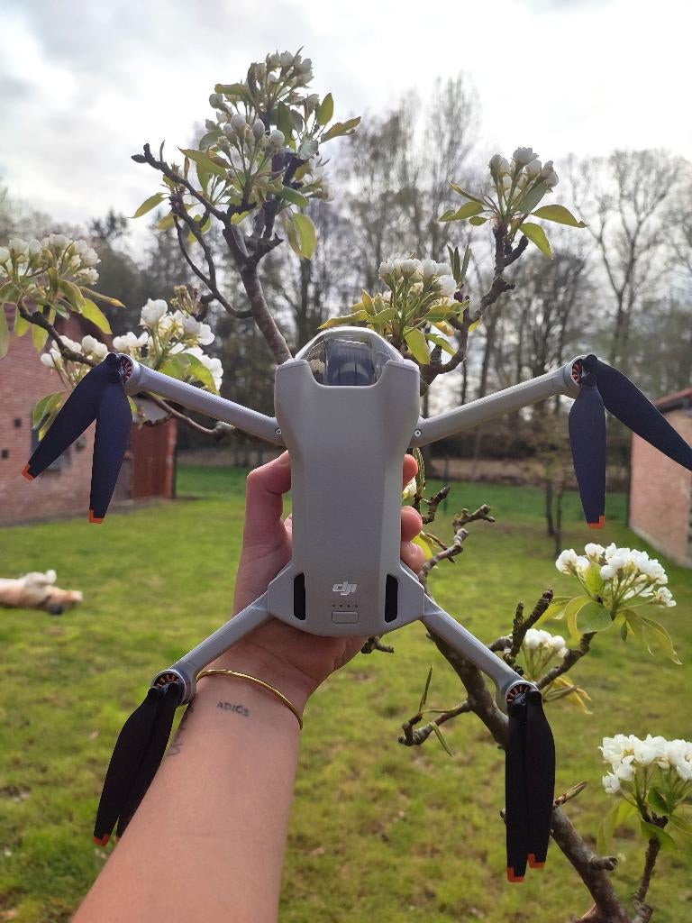DJI Mini 3, Drone avec caméra, Enlèvement ou Envoi, Moins de 250 g, 5 à 10 km