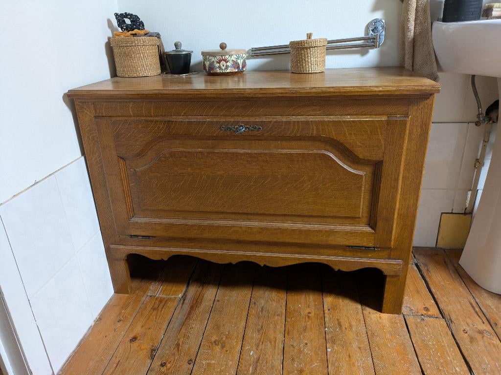 Petit meuble à donner, Enlèvement