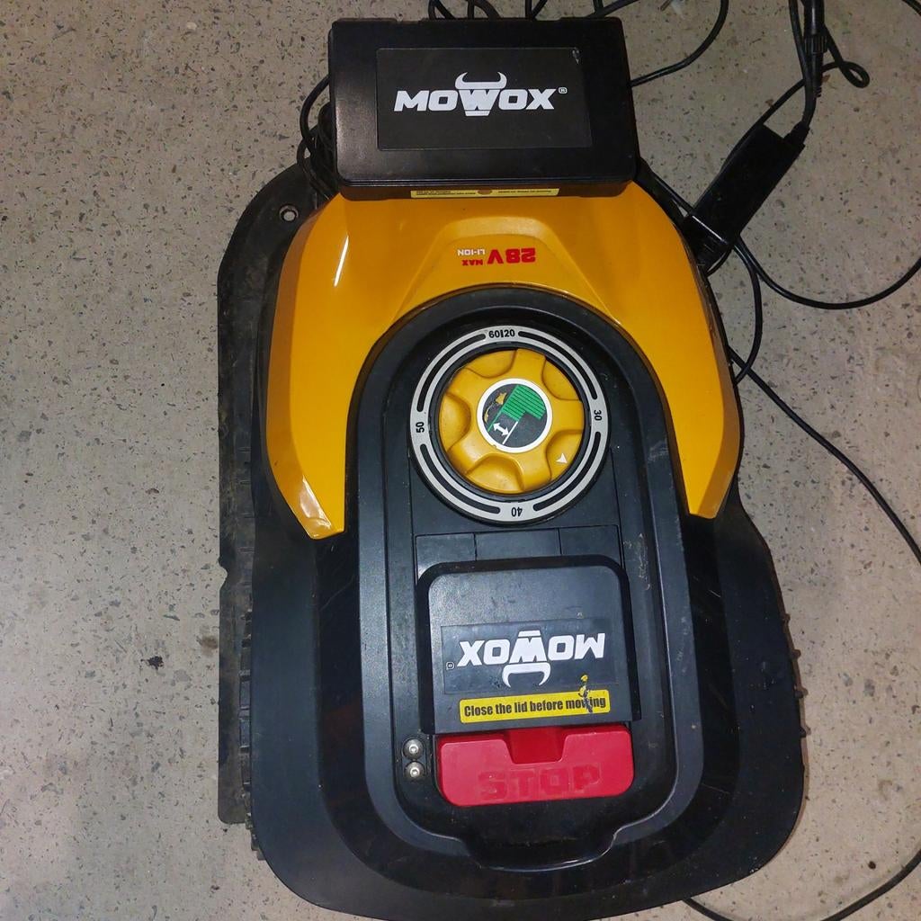 Tondeuse à gazon robotique Mowox, Enlèvement ou Envoi