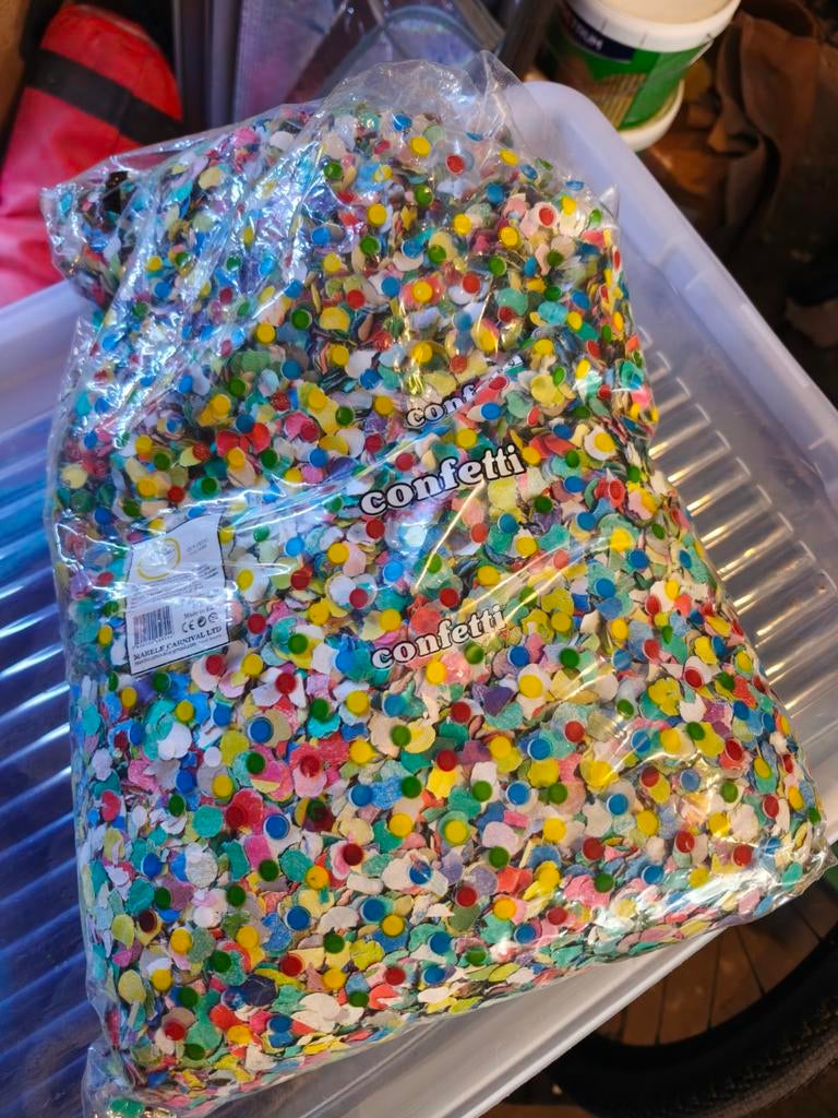 Confetti 1kg gratis, Enlèvement