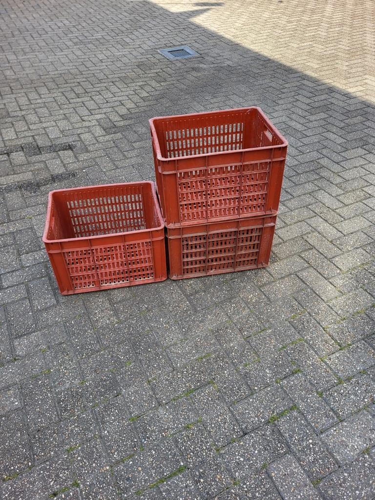 Plastieken bakken, Ophalen