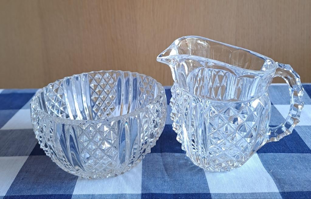 Boheems kristal suikerpot en melkkan, Ophalen of Verzenden