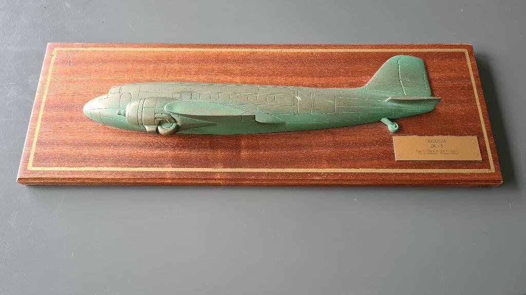 DC-3 houten vliegtuigframe, Verzamelen, Ophalen of Verzenden, Gebruikt, Schaalmodel