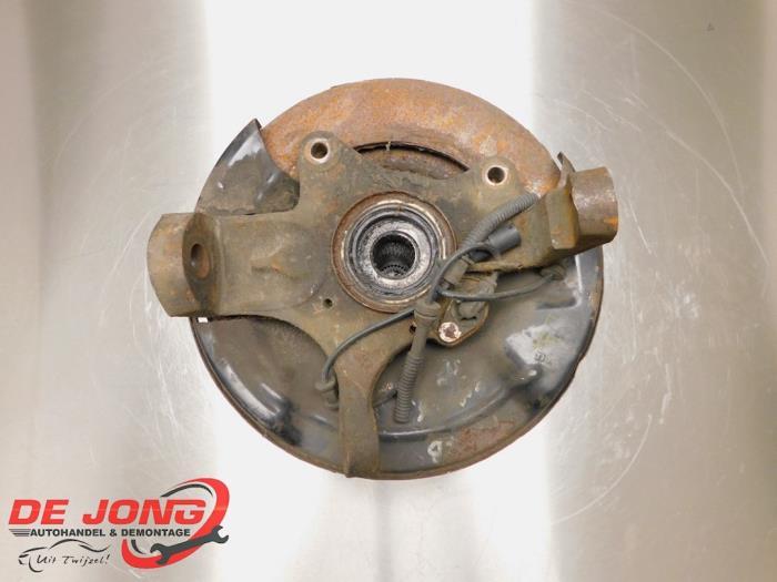 Fusee rechts-voor van een Ssang Yong Rexton, Auto-onderdelen, Ophanging en Onderstel, Ssangyong, Gebruikt, 3 maanden garantie