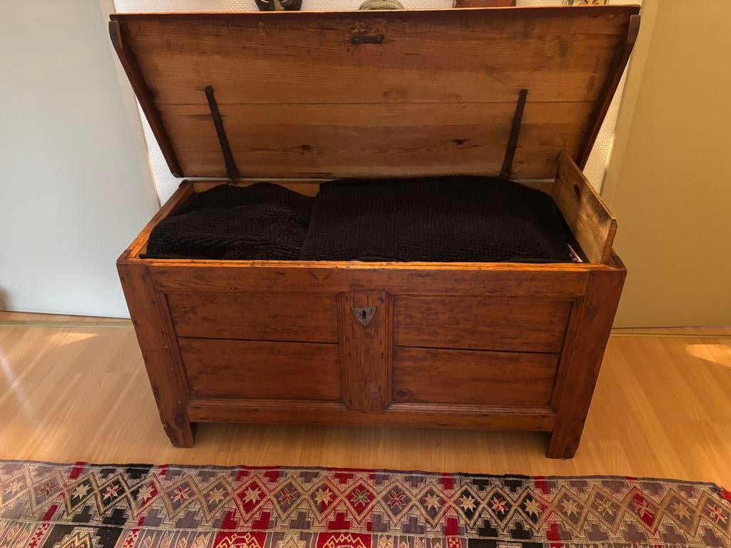 Antieke dekenkist, Huis en Inrichting, Woonaccessoires | Kisten, Ophalen, Gebruikt, 100 tot 150 cm, 50 tot 75 cm