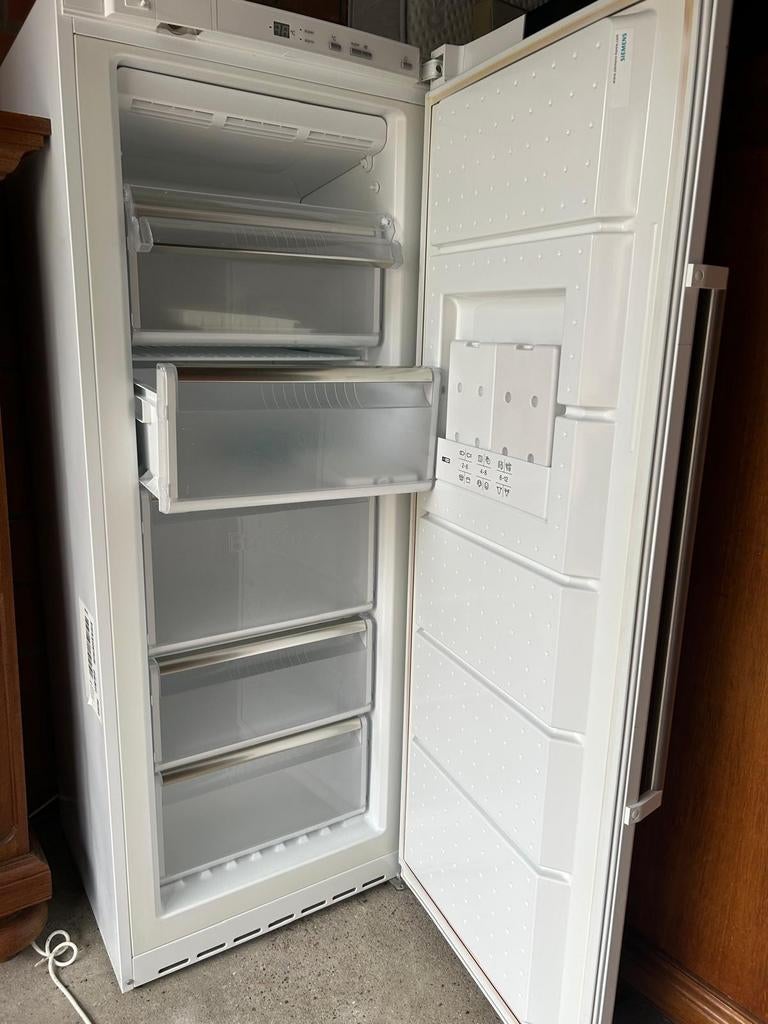 Congélateur Siemens GS24NA23 A+ (2016), Electroménager, Congélateurs, Utilisé, Congélateur, Congélateur, Enlèvement