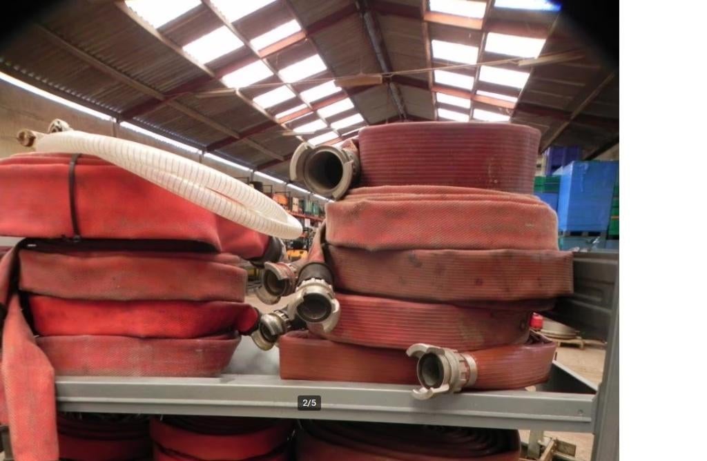 Brandslang Rood Plat oprolbaar 45mm 20m, Jardin & Terrasse, Tuyaux d'arrosage, Enlèvement, Utilisé, Autres types