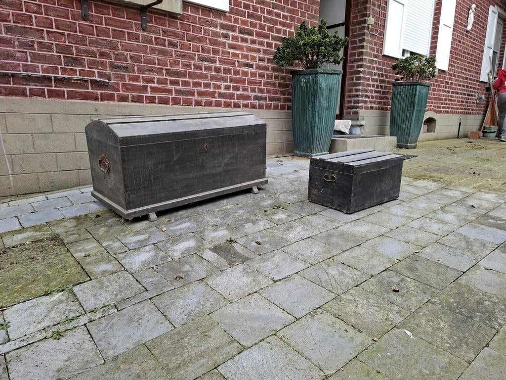 Houten kisten, Enlèvement