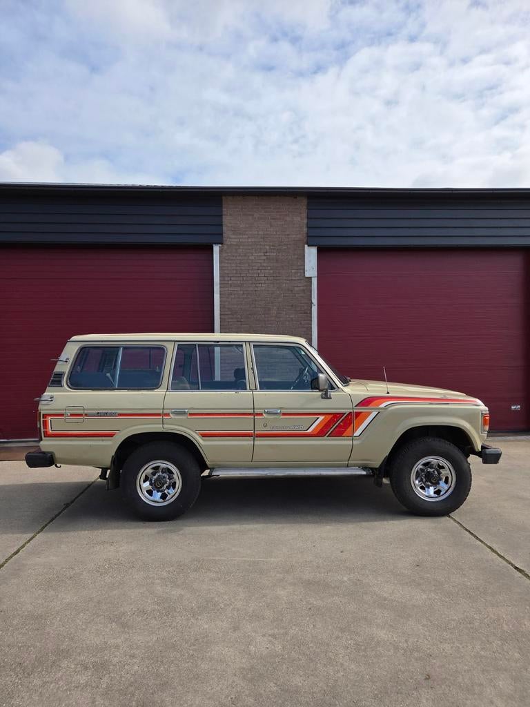 Toyota landcruiser fj62 5speed airco 9 personen oldtimer, Autos, Achat, Particulier, Toyota, Essence