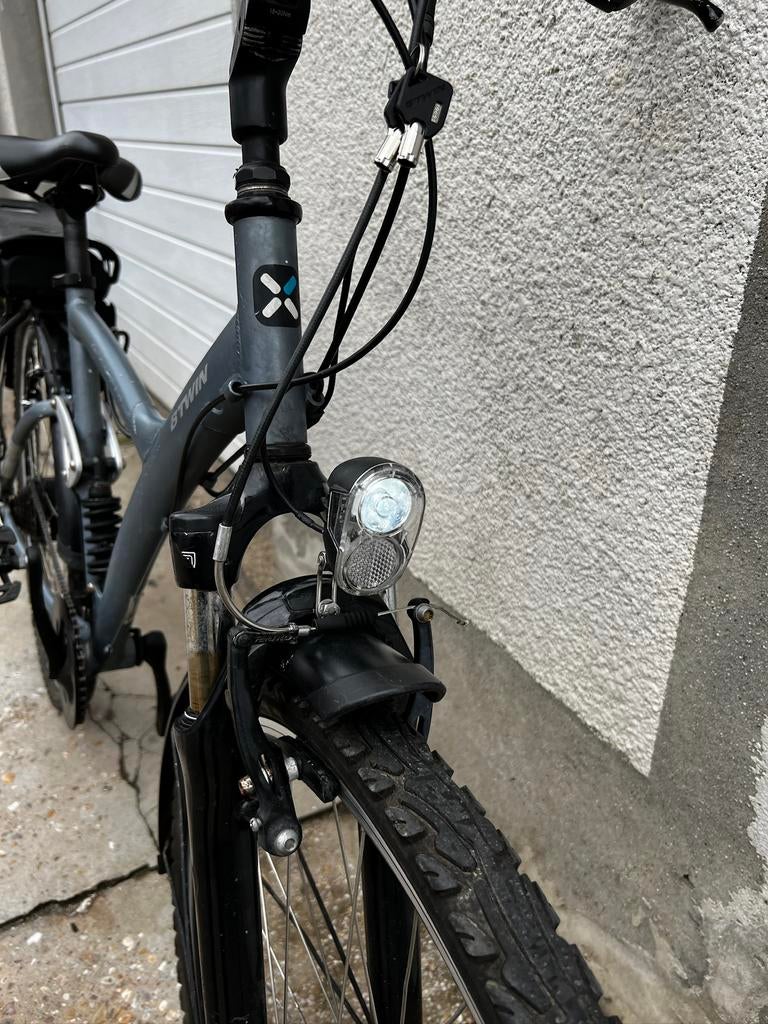Elektrische fiets btwin 28 inch, Fietsen en Brommers, Elektrische fietsen, Ophalen, Zo goed als nieuw