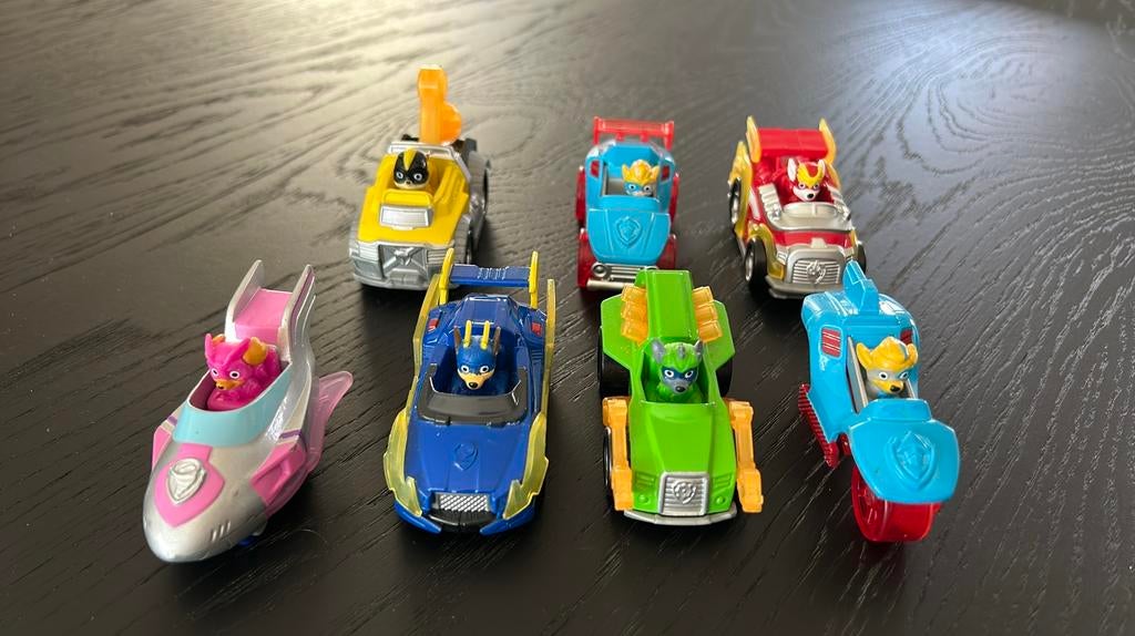 Kleine metalen paw patrol autootjes, Ophalen, Gebruikt