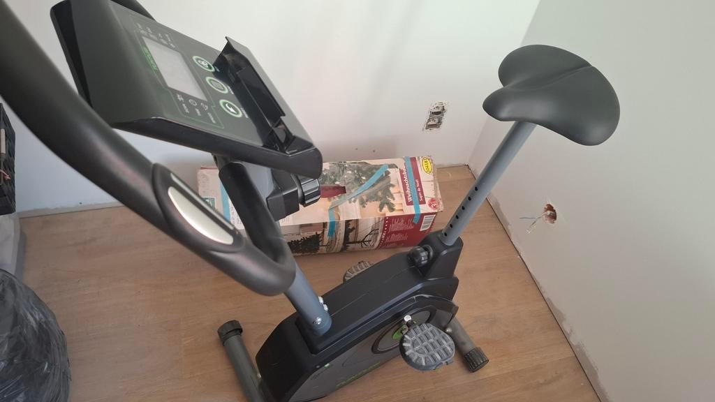 Home trainer, Sport en Fitness, Fitnessapparatuur, Ophalen, Zo goed als nieuw, Hometrainer