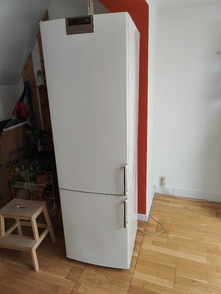 Siemens koelkast, Elektronische apparatuur, Koelkasten en IJskasten, Ophalen, Gebruikt, 200 liter of meer, Met aparte vriezer