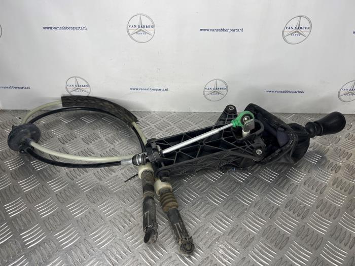 Levier de vitesse d'un Mercedes Sprinter, -, 3 mois de garantie, Utilisé, -
