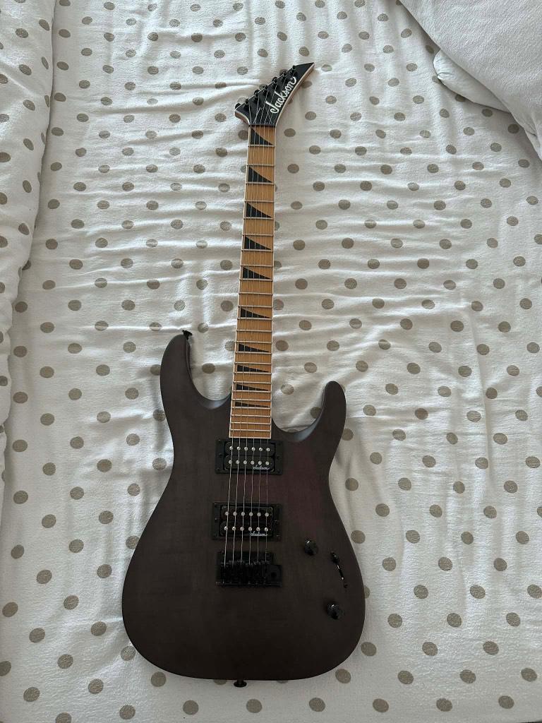 Guitare Jackson js24 et ampli harley Benton  dnafx, Musique & Instruments, Autres marques, Enlèvement, Solid body, Avec ampli