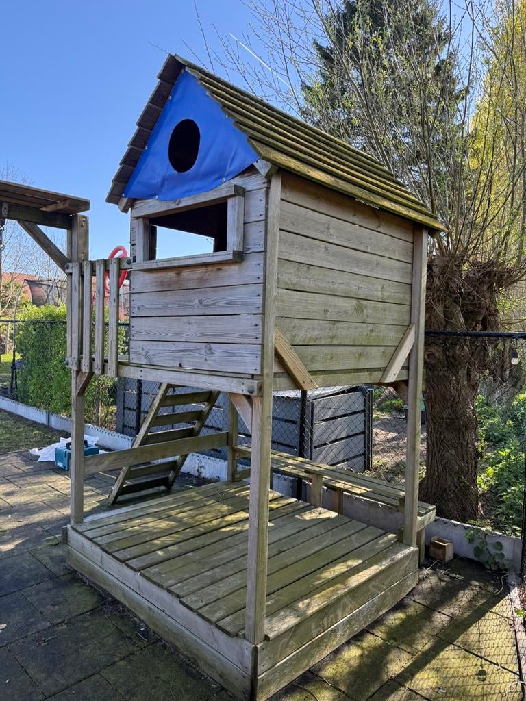 Speelhuis, Ophalen, Gebruikt, Hout