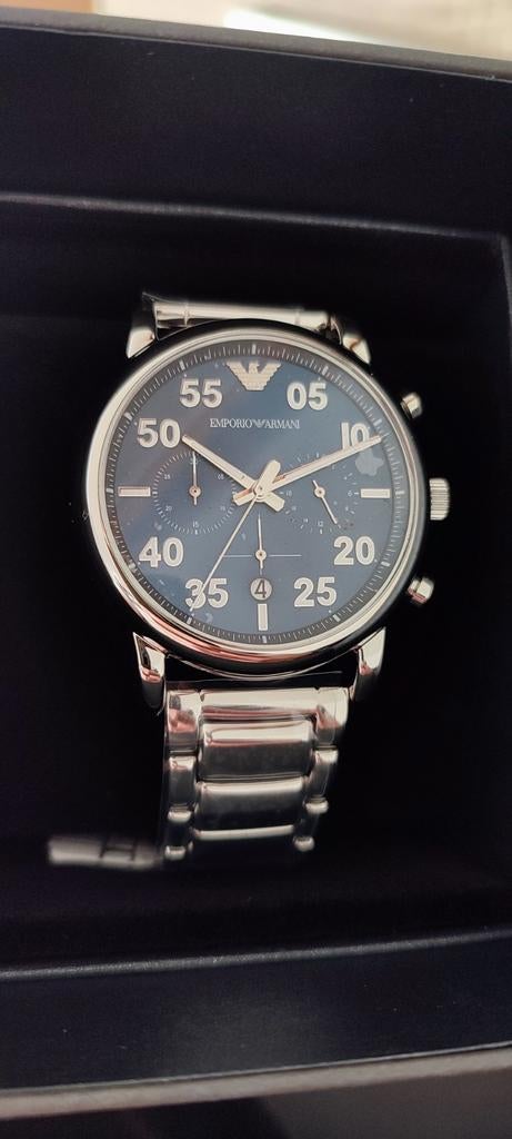 Montre Emporio Armani en acier inoxydable (JAMAIS UTILISÉ), Enlèvement ou Envoi
