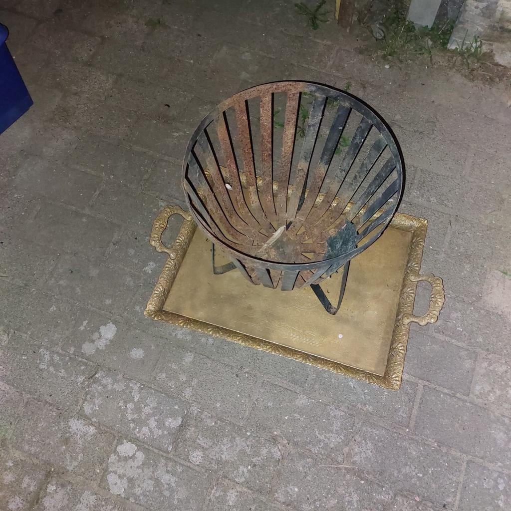 Brasero, Enlèvement, Foyer