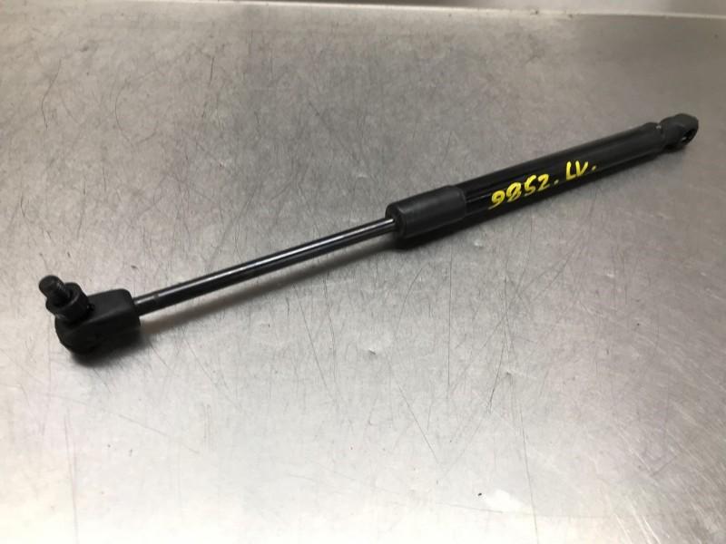 VERIN A GAZ AVANT GAUCHE i40 CW (VFC) (|811613Z000|), Utilisé, Hyundai