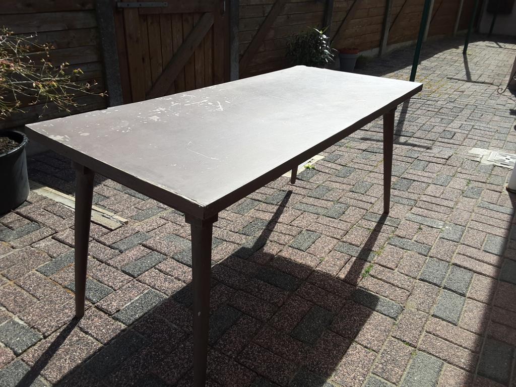 GRATIS  houten tafel   de maat is 160 op 70, Huis en Inrichting, Tafels | Eettafels, Ophalen