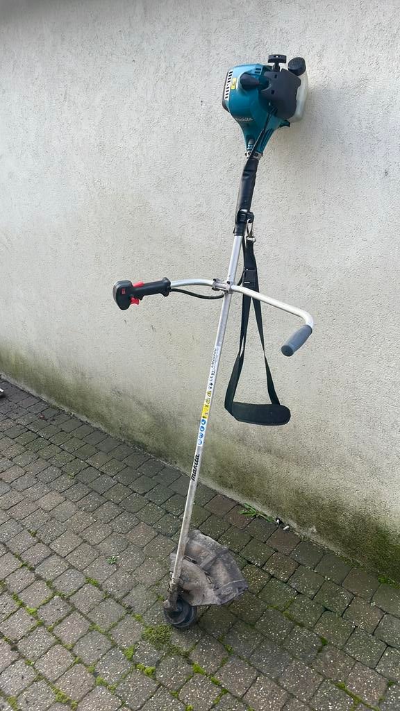 Débroussailleuse Makita, Enlèvement, Comme neuf