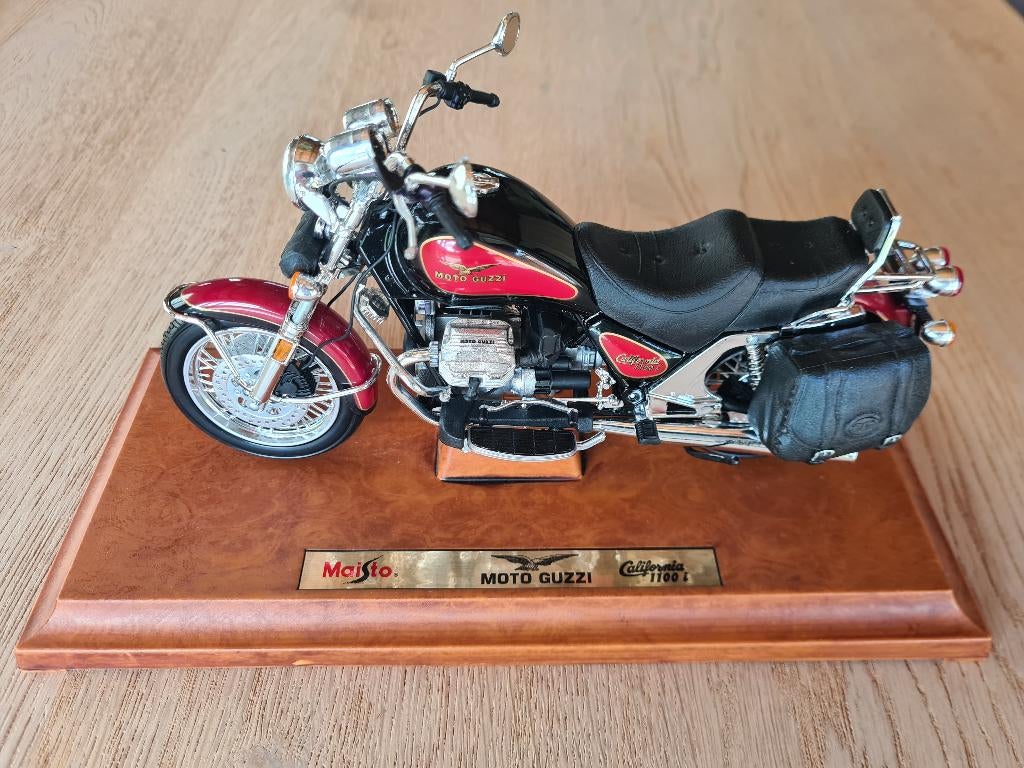 Schaalmodel Moto Guzzi California 1100i, Ophalen