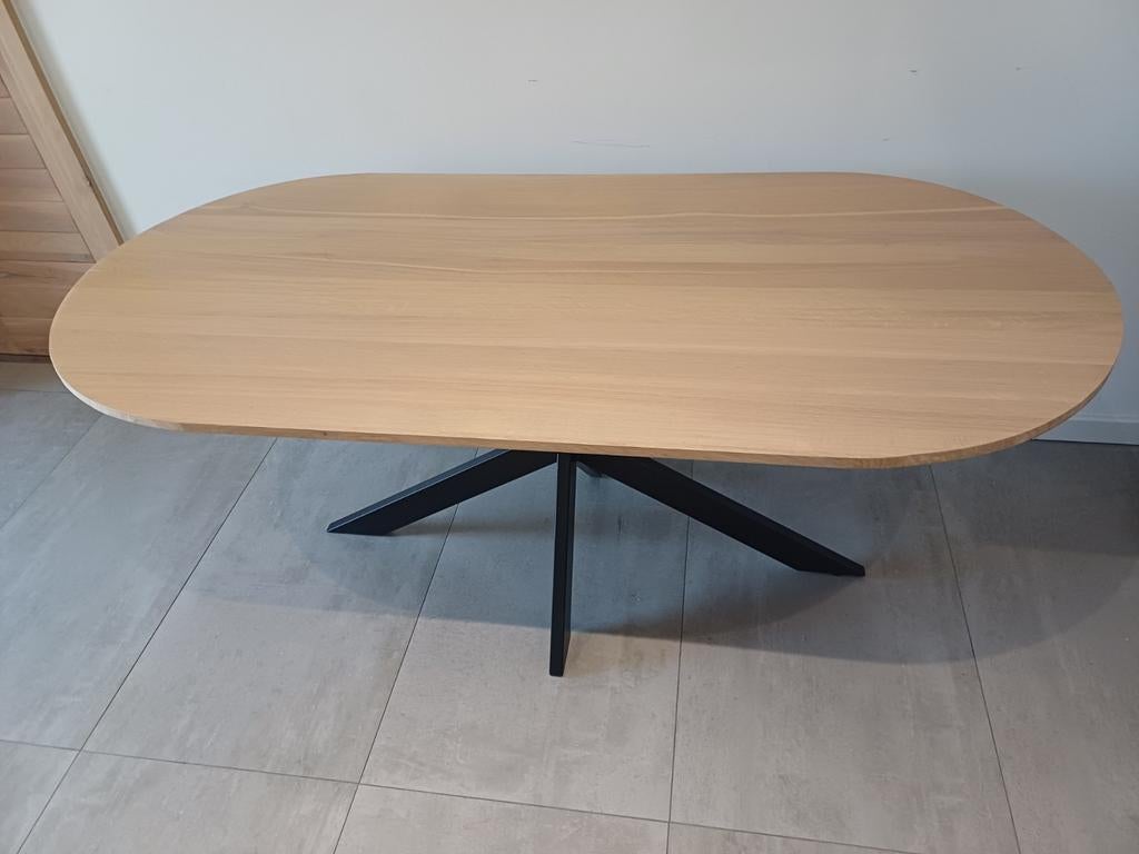 Kwalitatief eettafel, massief eik ovaal, Ophalen