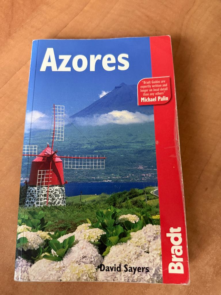 Azoren Reisgids Bradt (engelstalig), Boeken, Reisgidsen, Ophalen of Verzenden, Gelezen