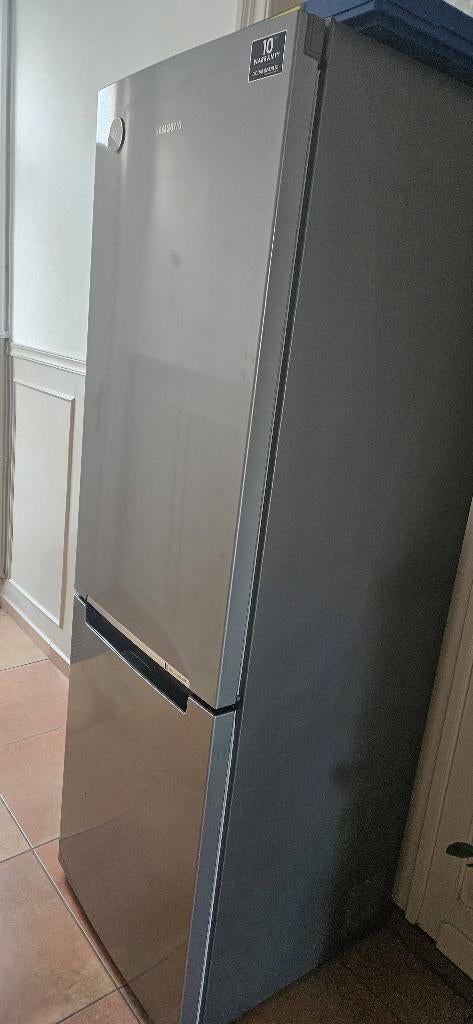 Samsung koelkast, Elektronische apparatuur, Koelkasten en IJskasten, Zo goed als nieuw, Met vriesvak, 200 liter of meer, 160 cm of meer