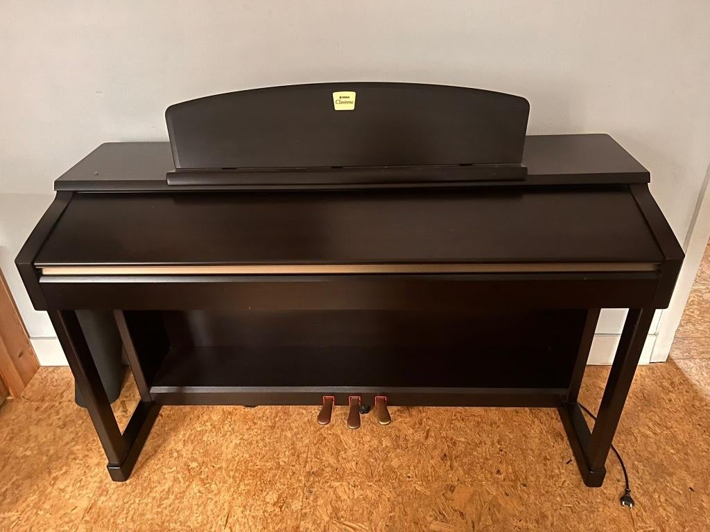 Yamaha Clavinova, Muziek en Instrumenten, Piano's, Ophalen, Gebruikt, Bruin, Digitaal