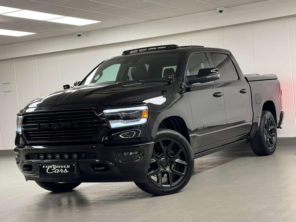 Dodge Ram 5.7 LARAMIE NIGHT EDITION FULL FULL OPTIONS TVAC, Auto's, Dodge, 4 deurs, Gebruikt, Zwart, Leder