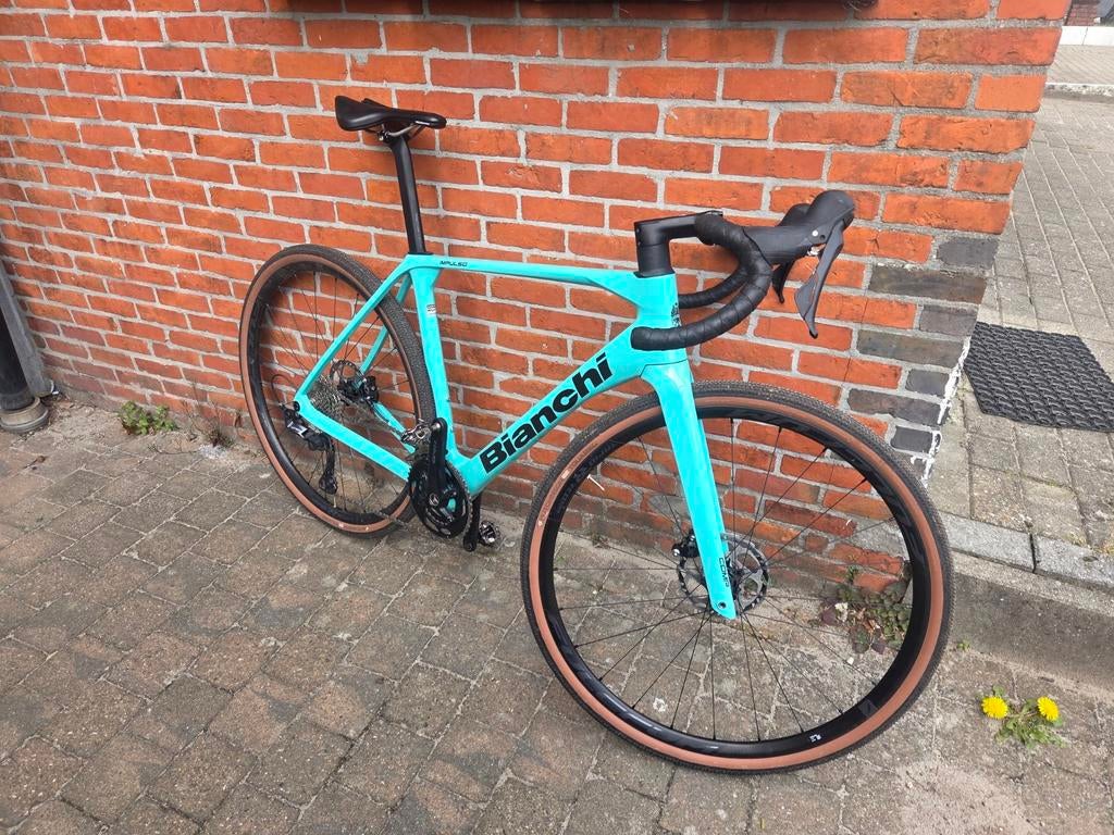 Bianchi 25 impulso comp gravelbike, Fietsen en Brommers, Ophalen, Carbon