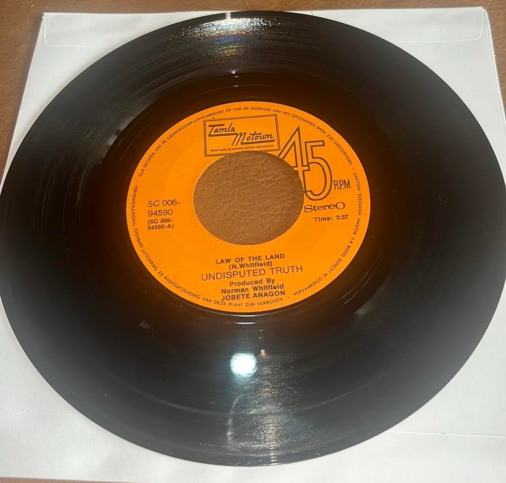 Undisputed Truth - Law of the land - 7” vinyl single - NL, Enlèvement ou Envoi, Utilisé, Single
