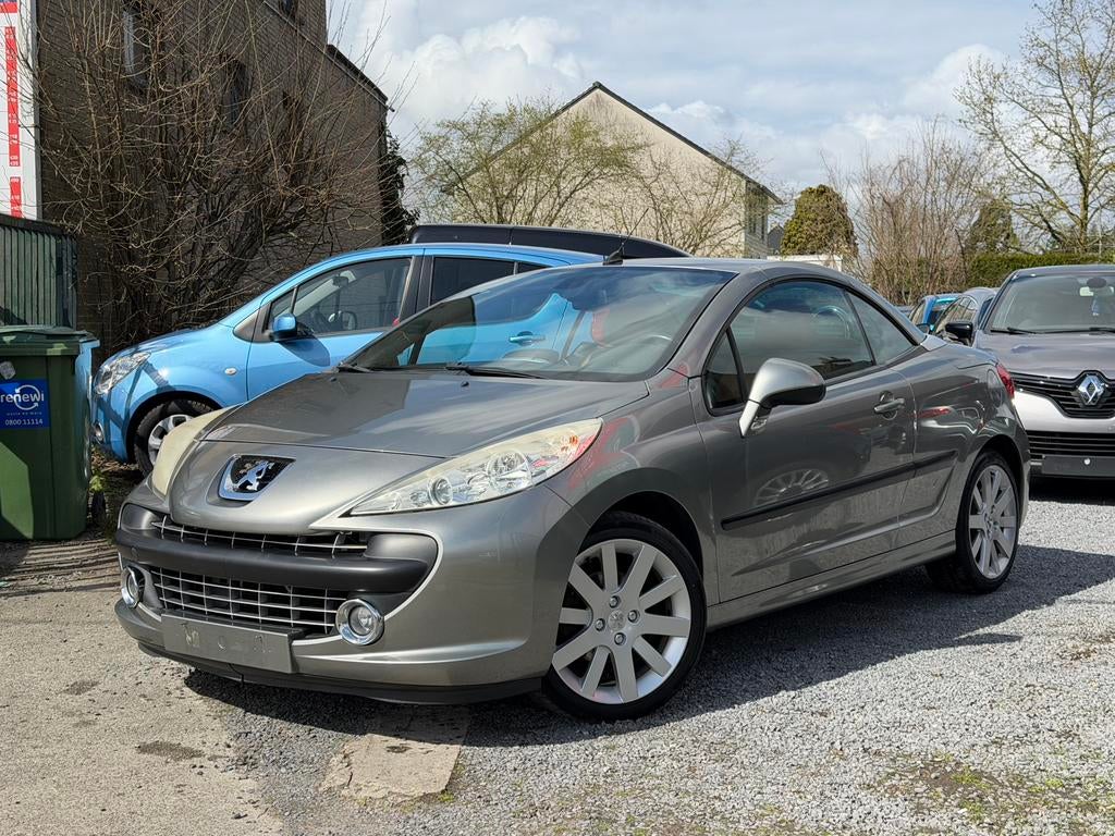 Peugeot 207 CC Automaat – Leder – Airco – Cabrio – 68.000 km, Autos, Peugeot, Cuir, Argent ou Gris, Capteur de stationnement, Entreprise