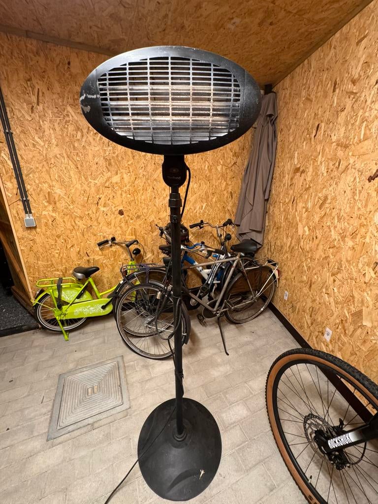 Radiateur extérieur — D'occasion, fonctionne parfaitement, Enlèvement, Utilisé