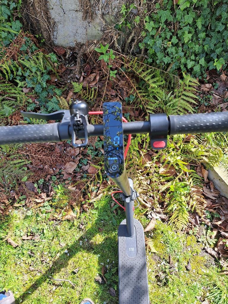 MI Electric Scooter Pro, Fietsen en Brommers, Steps, Ophalen, Zo goed als nieuw, Elektrische step (E-scooter), Xiaomi