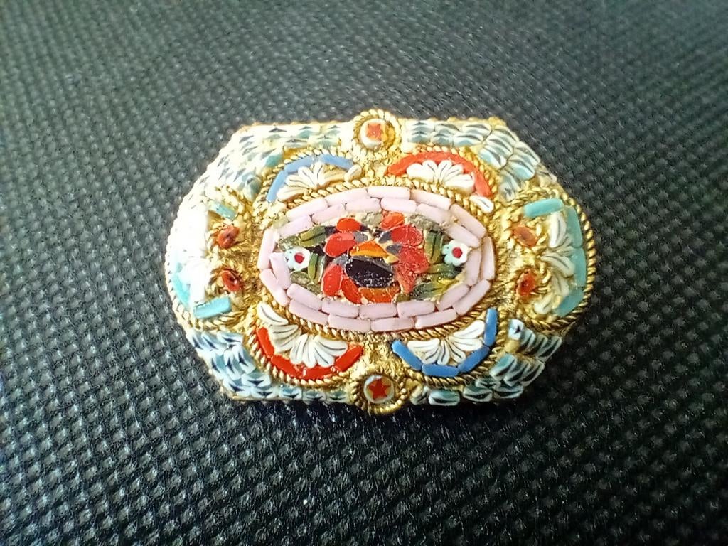 Vintage micromozaïekbroche - Italië, Verzenden, Rood