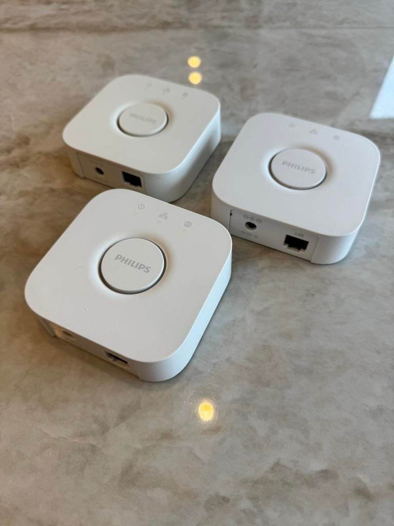 Hue bridge (nog 2 stuks), Ophalen of Verzenden, Gebruikt