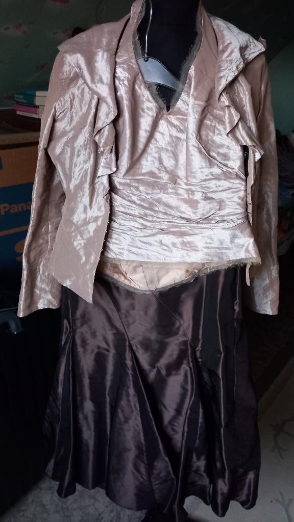 bruidskledij maat 40 Linea Raffaelli  Bruin/ Beige, Kleding | Dames, Bruin, Zo goed als nieuw, Accessoires, Ophalen