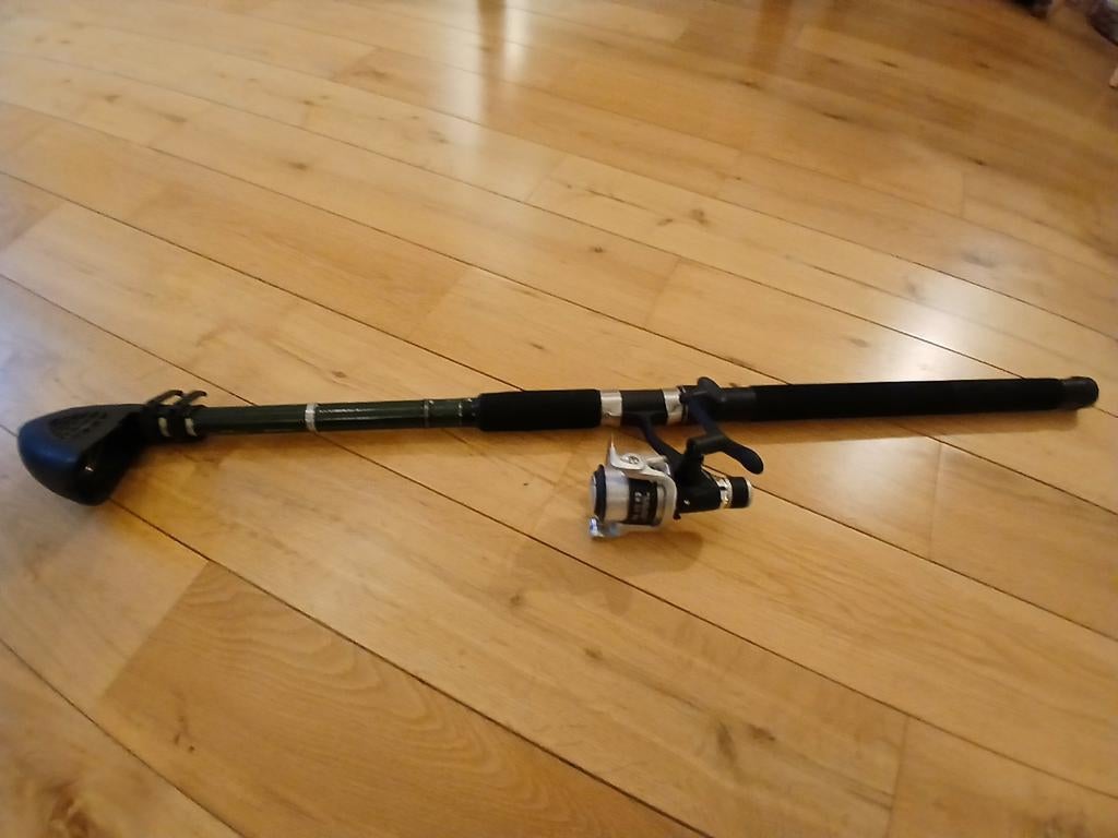 Canne à pêche Cormoran tele 60  + moulinet + accessoires, Enlèvement, Neuf, Moulinet