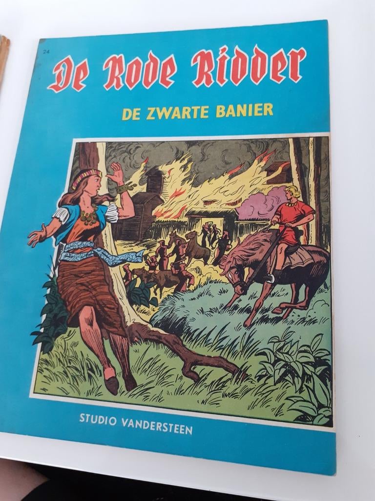 De zwarte banier 1ste druk De Rode Ridder, Ophalen of Verzenden, Gelezen