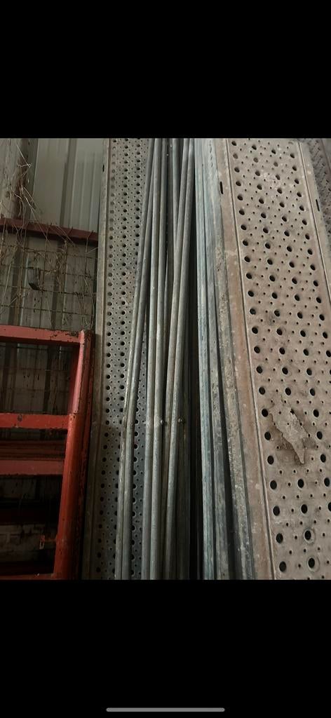 Vend tout pour la cinstruction et echelles 18m long, Bricolage & Construction, Enlèvement ou Envoi, Comme neuf