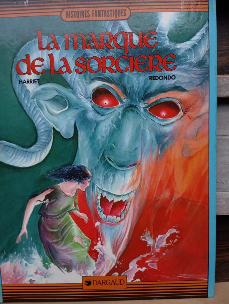 La marque de la sorcière, Enlèvement ou Envoi, Comme neuf