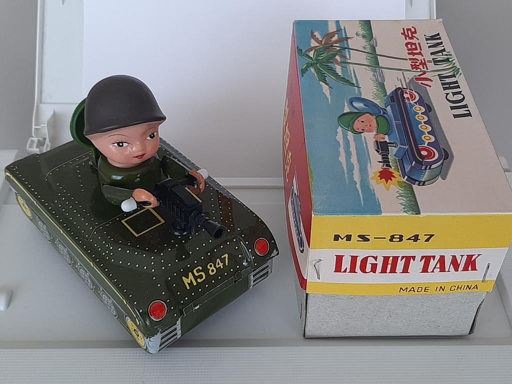 Light tank mecanique état neuf MS 847 en boîte origine, Enlèvement ou Envoi