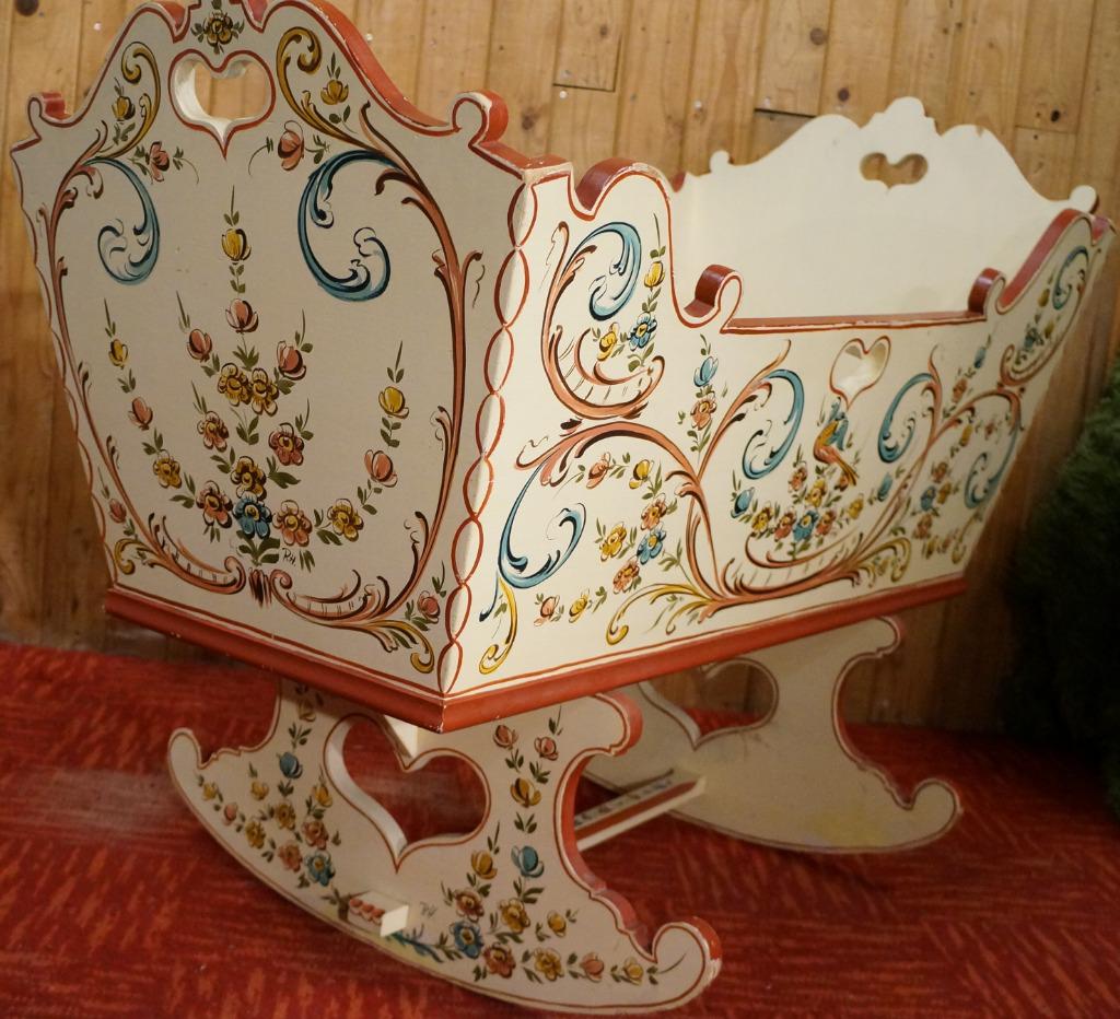 Hindeloopen R.H Roosje Design Schommel Wieg Baby Bedje Art, Kinderen en Baby's, Babywiegjes en Ledikanten, Ophalen, Gebruikt, Ledikant