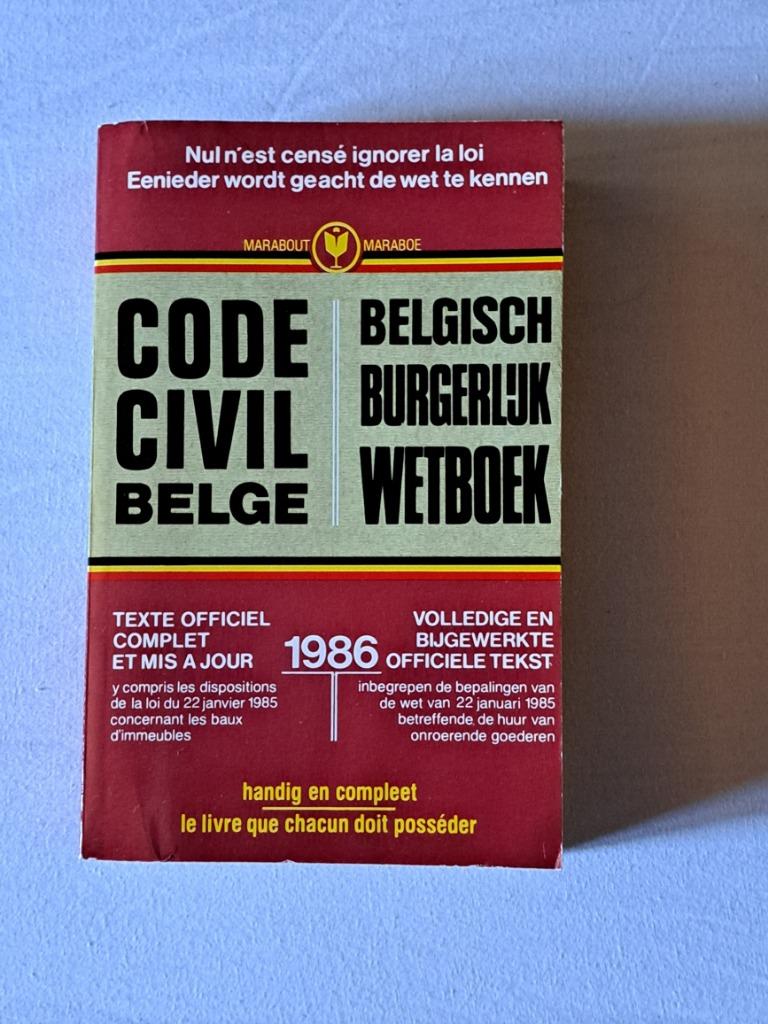 Code civil belge belgisch burgerlijk wetboek, Boeken, Studieboeken en Cursussen, Ophalen of Verzenden