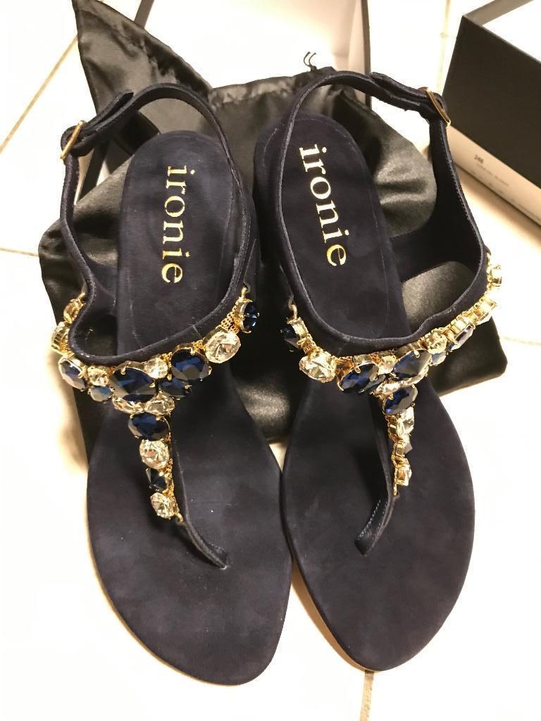 schoenen dames sandalen met strass 39, Neuf, Enlèvement ou Envoi, Noir, Ironie te Knokke