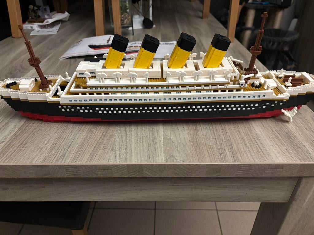 Titanic kompleet, Hobby en Vrije tijd, Modelbouw | Boten en Schepen, Ophalen, Zo goed als nieuw