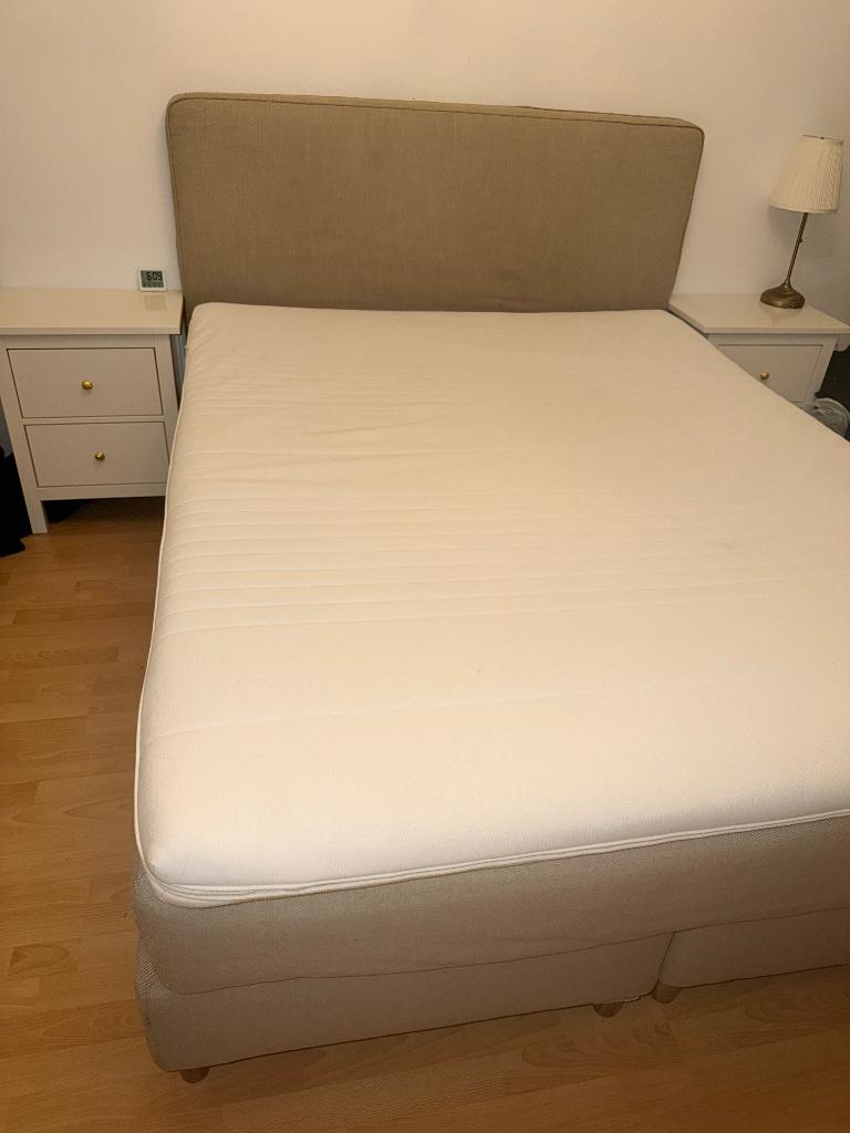 Lit boxspring dunvik IKEA 160X200, Maison & Meubles, Chambre à coucher | Lits boxsprings, Beige, Enlèvement, Utilisé, 200 cm