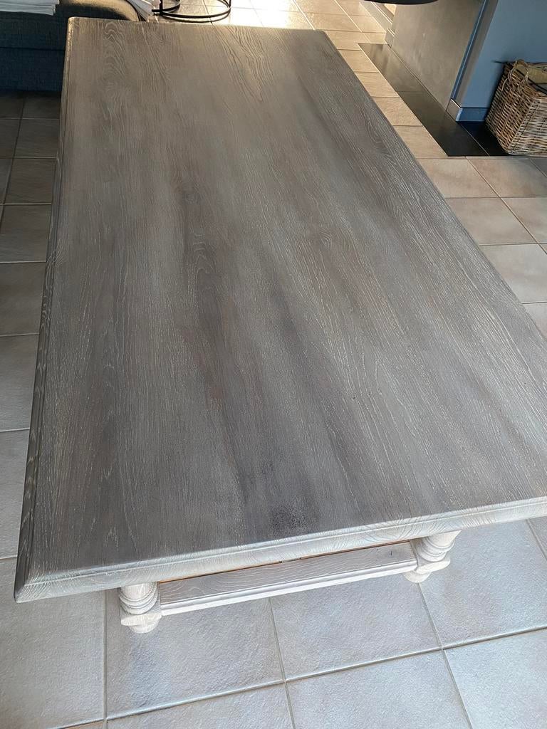 Gezandstraalde eiken tafel, Ophalen